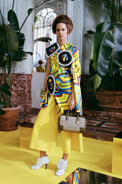 Look 9